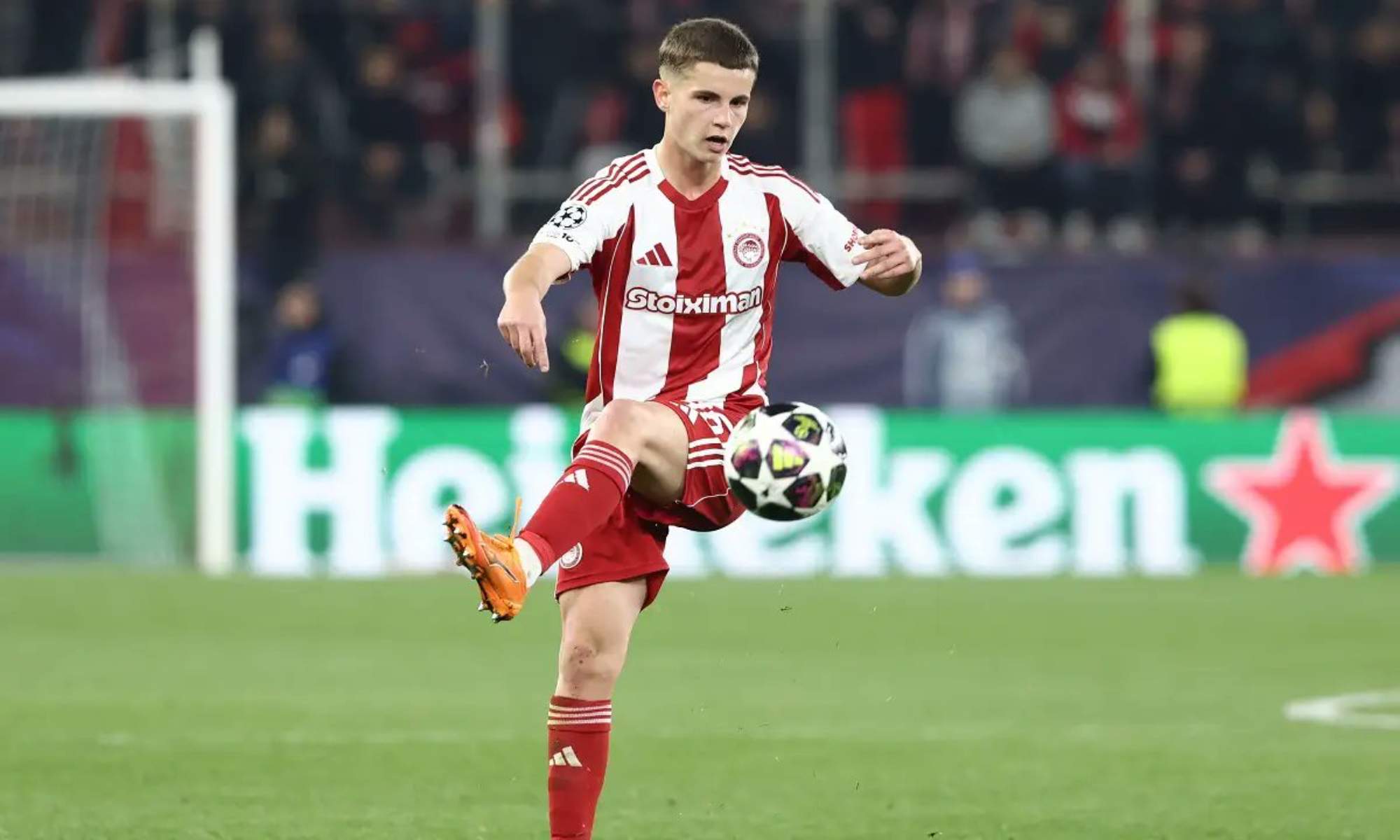 Christos Mouzakitis, futbolista del Olympiacos podría estar en la órbita del Real Madrid.