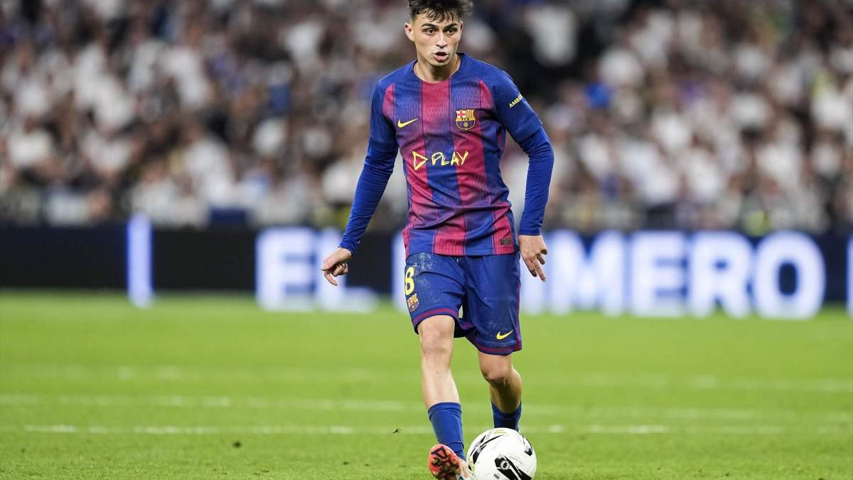 Pedri González jugando un partido con el Fútbol Club Barcelona. 