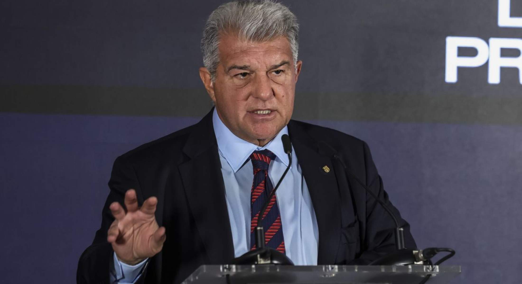 Laporta denunciado por un socio