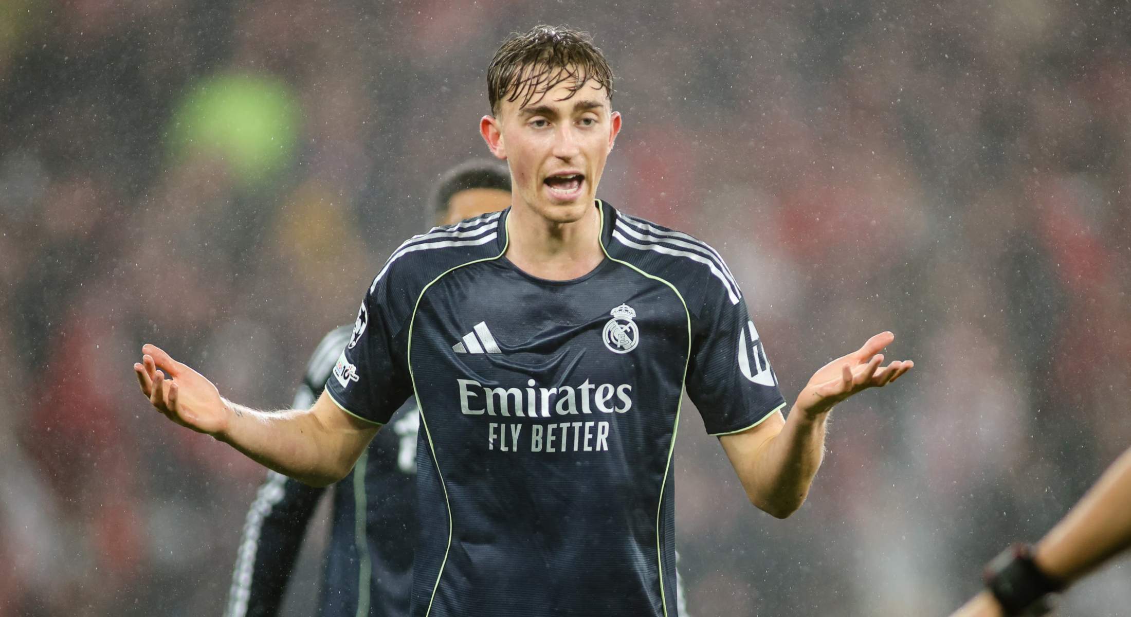 Huijsen se disculpa con China