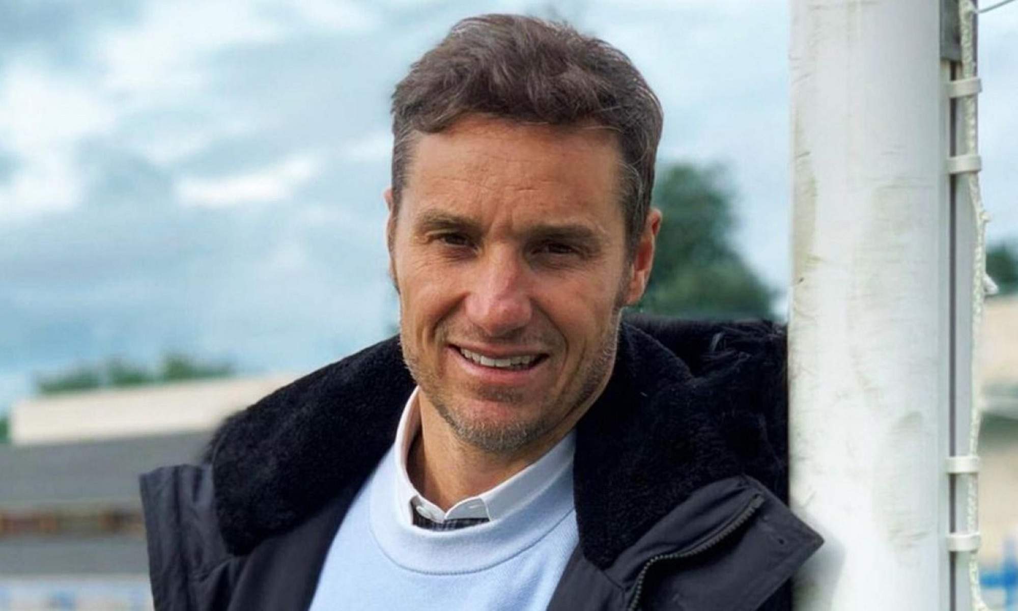 Helguera (50), exfutbolista, sobre sus inversiones: "El único negocio a la larga con el que no pierdes dinero es el sector inmobiliario"