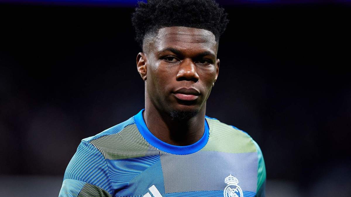 Aurélien Tchouaméni calentando en un partido del Real Madrid. Aurélien Tchouaméni calentando en un partido del Real Madrid.