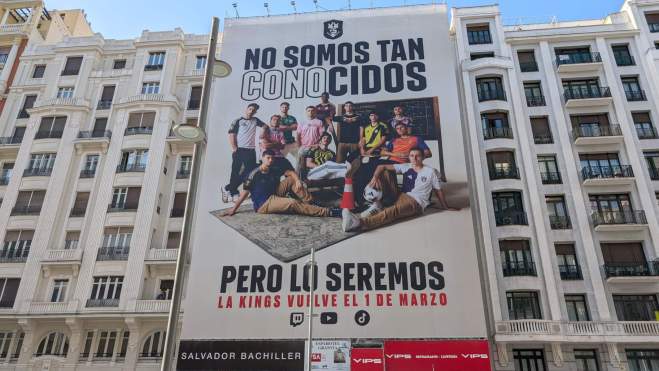 Piqué pone una pancarta en Madrid que ataca a Arbeloa Piqué pone una pancarta en Madrid que ataca a Arbeloa