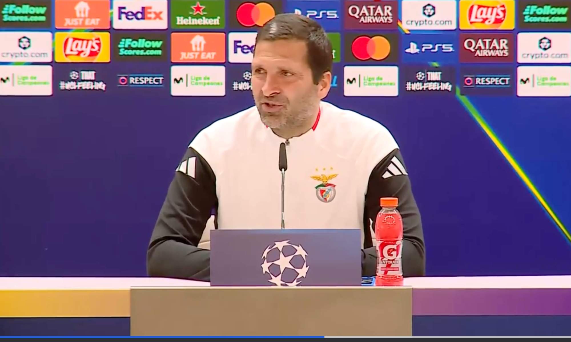 Joao Tralhao, en la rueda prensa después del partido en el Santiago Bernabéu entre el Real Madrid y el Benfica.