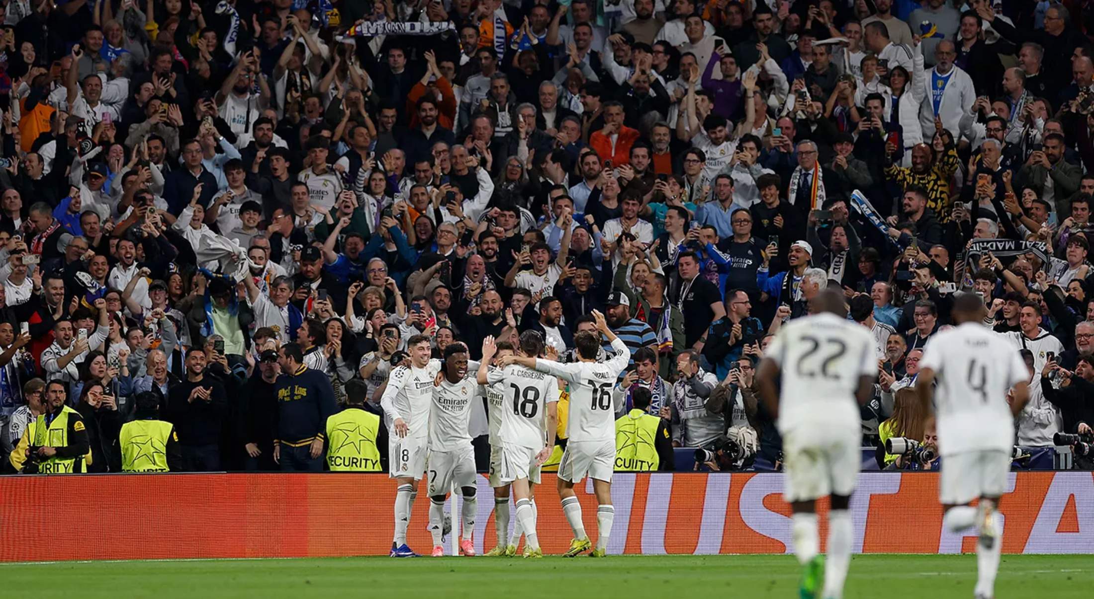 El aficionado expulsado en el Madrid - Benfica da su versión