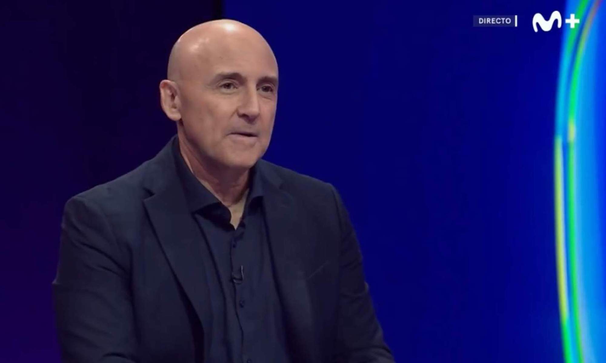 Maldini dando su opinión sobre el sorteo de la Champions League. 