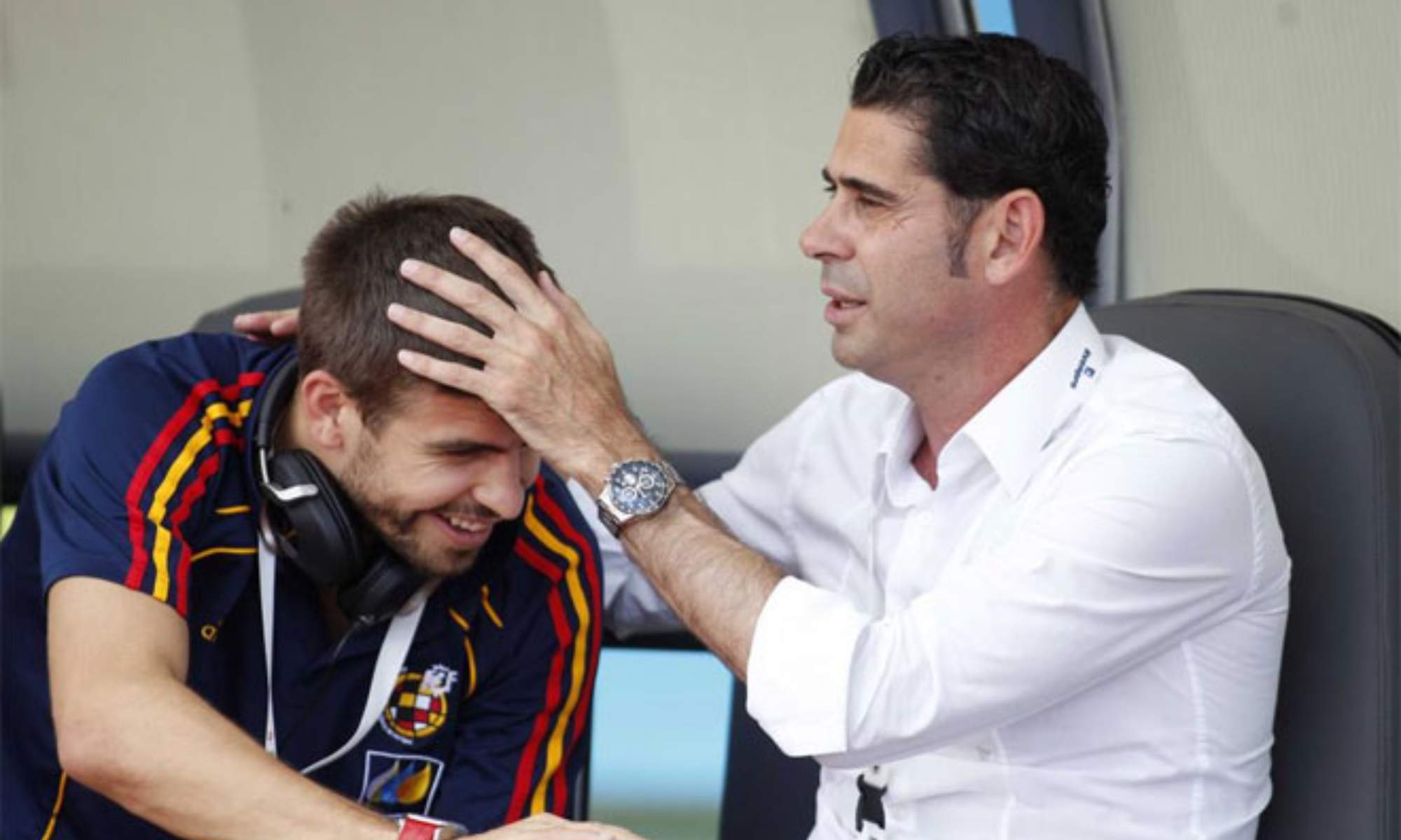 Piqué reconoce que Fernando Hierro fue un gran referente para él