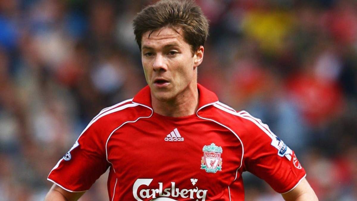 Xabi Alonso durante su andadura en el Liverpool
