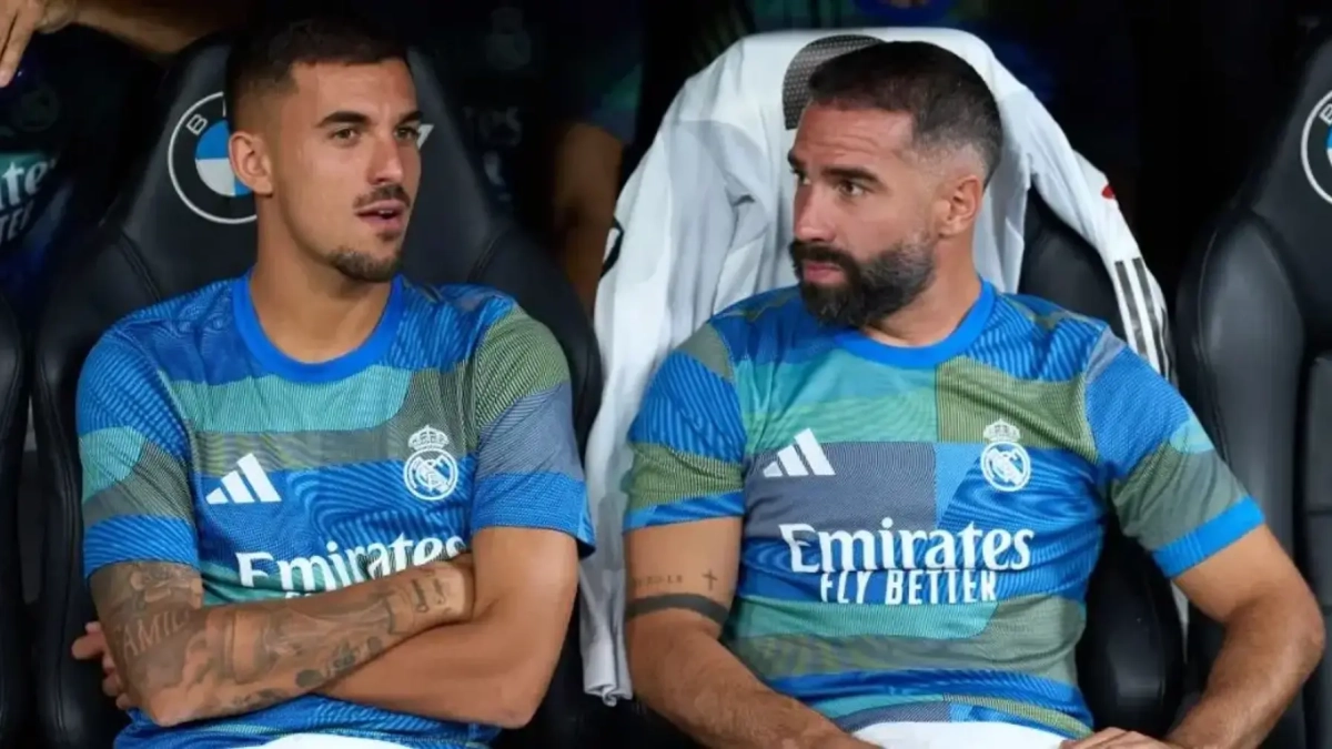 Dani Ceballos y Dani Carvajal en el banquillo del Real Madrid. Dani Ceballos y Dani Carvajal en el banquillo del Real Madrid.