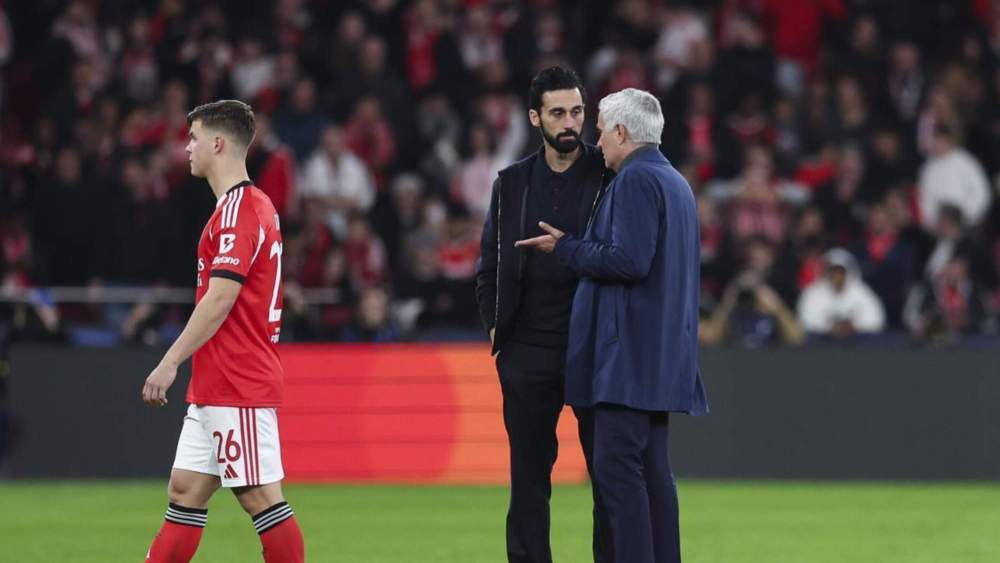 José Mourinho y Álvaro Arbeloa hablan tras el incidente de Gianluca Prestianni con Vinicius Junior. José Mourinho y Álvaro Arbeloa hablan tras el incidente de Gianluca Prestianni con Vinicius Junior.