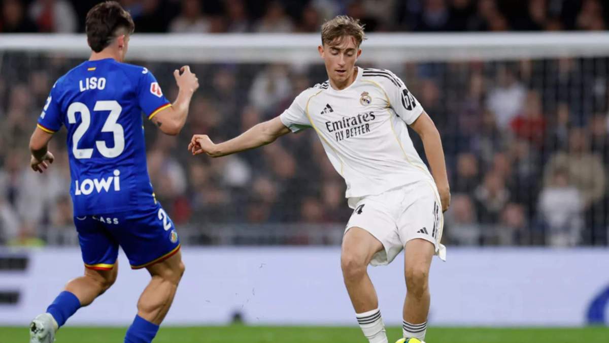 Huijsen durante el partido en el Bernabéu frente al Getafe