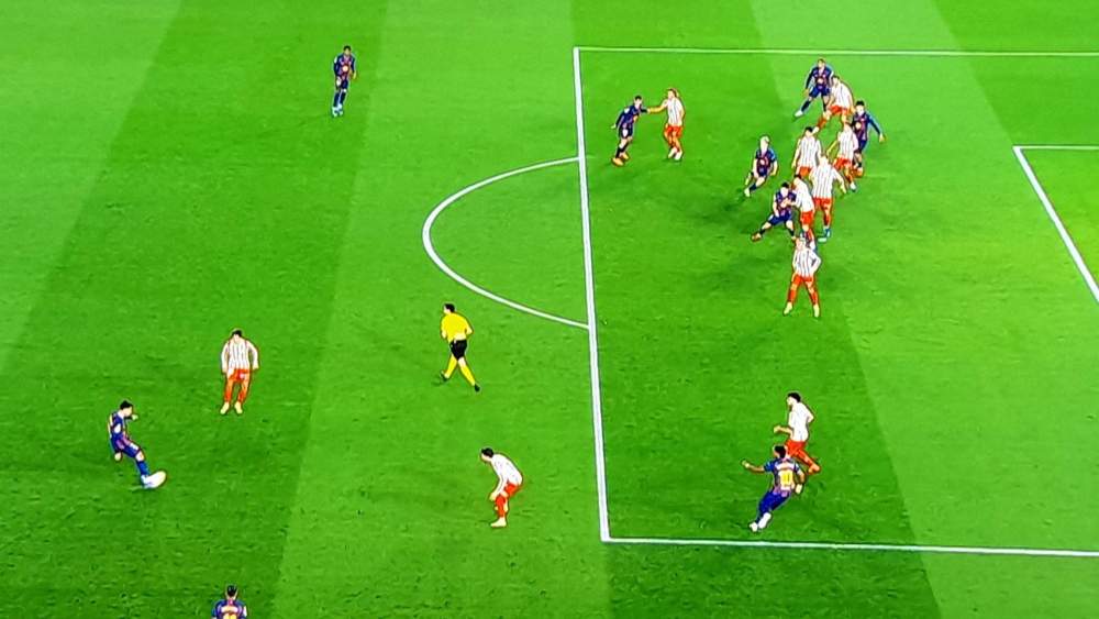 El tercer gol del Barça llegó por un fuera de juego que el semiautomático corrigió. El tercer gol del Barça llegó por un fuera de juego que el semiautomático corrigió.