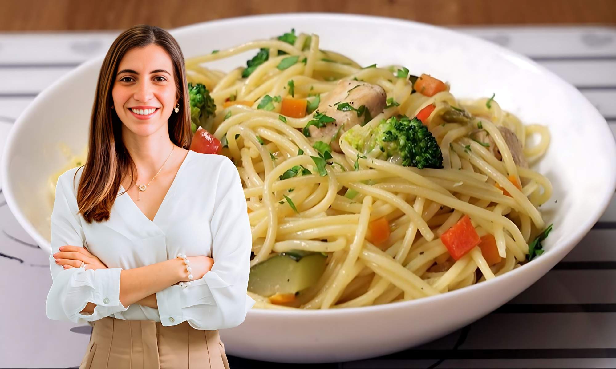 Katherine de Sousa, nutricionista: "Los futbolistas no toman salsa el día del partido, solo permitimos tomate natural y el plato estrella siempre es el pollo"