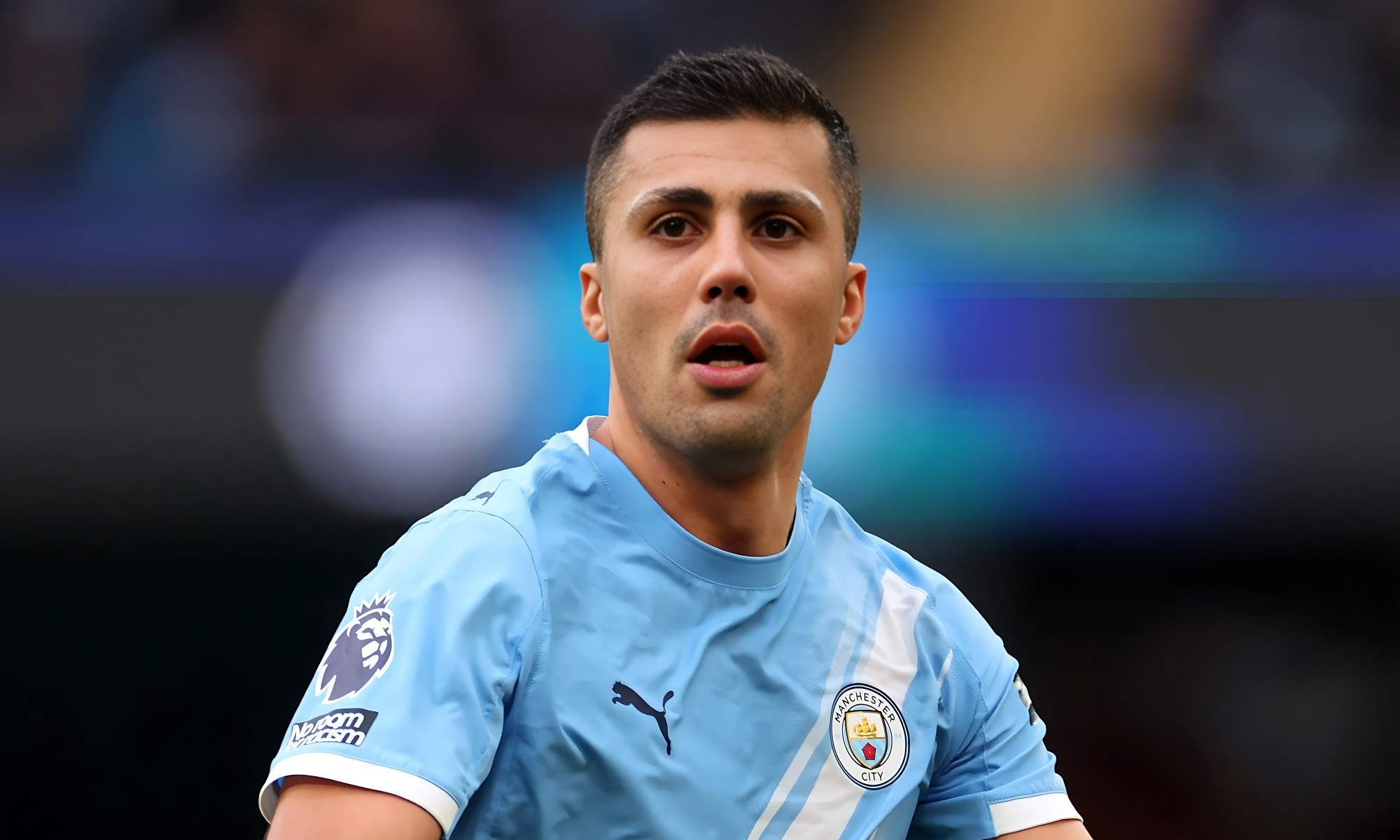 Fabrizio Romano confirma el fichaje estrella del Real Madrid en verano: "Ya están activos en el centro del campo, hablaremos de Rodri"