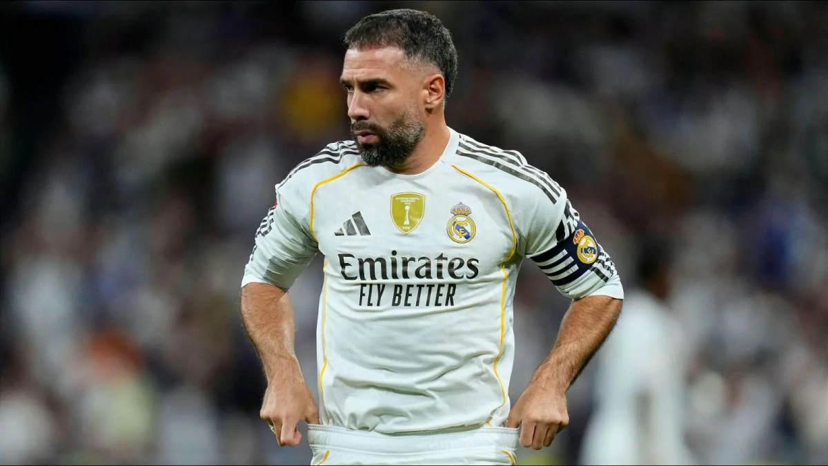 Dani Carvajal disputando un partido con el Real Madrid.