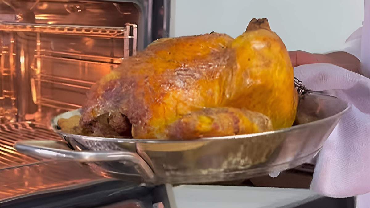 Así luce el pollo asado de corral del chef Jesús Sánchez, con tres estrellas Michelín