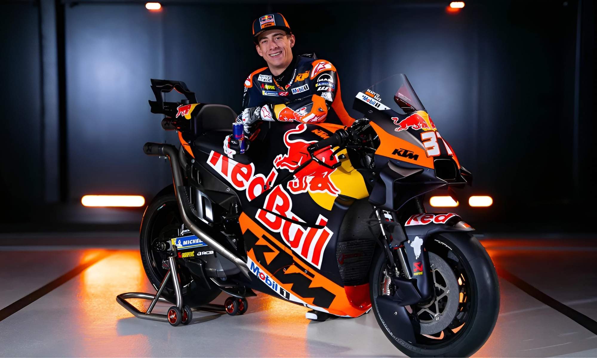 Pedro Acosta (21), sobre sus inversiones: "Mi padre y mi abuelo hipotecaron su negocio, soy el único piloto de MotoGP al que no le importa el dinero"