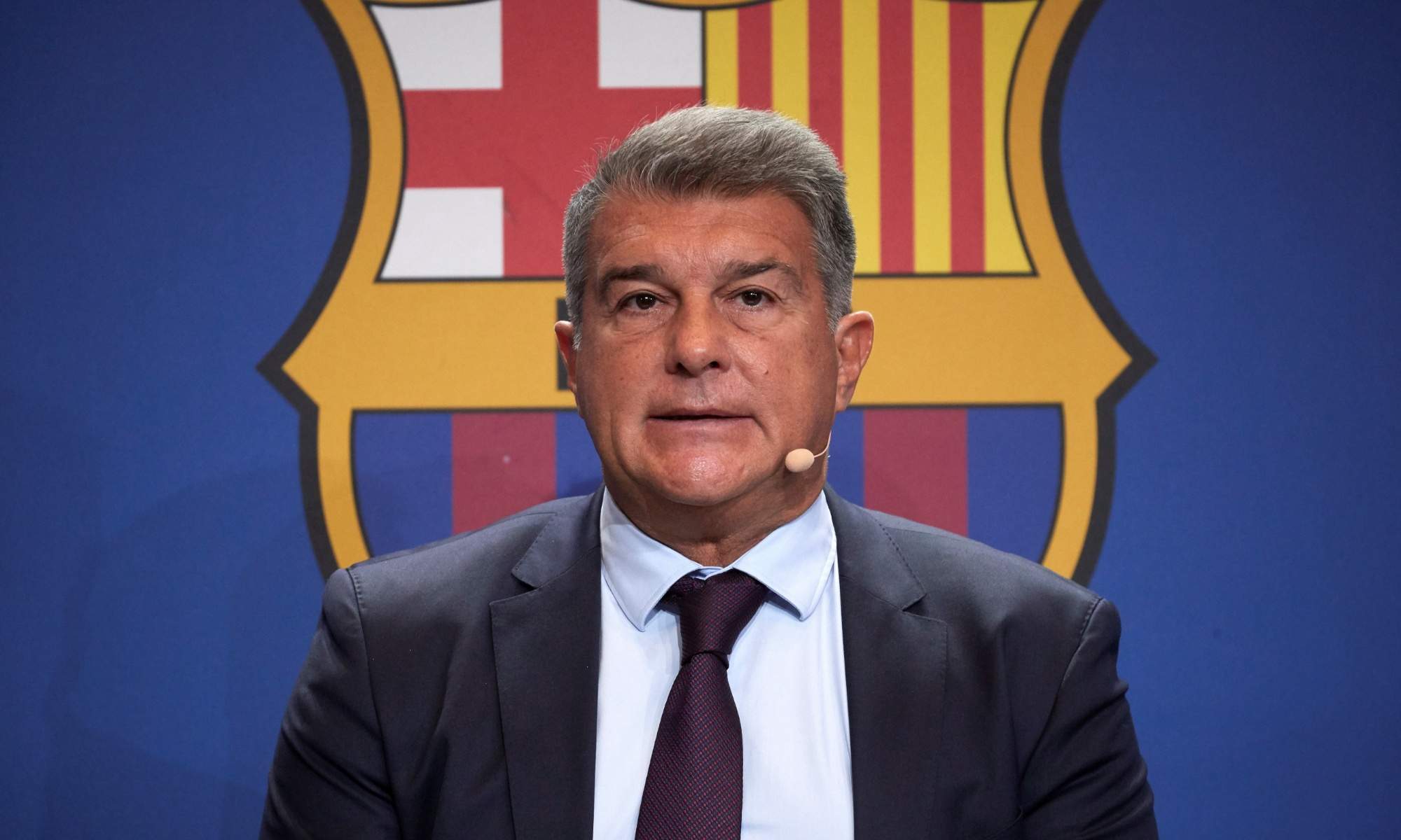 Laporta es el apestado de las leyendas del Barcelona: ninguno le quiere y todos le ponen a parir por cutre, falso y mentiroso