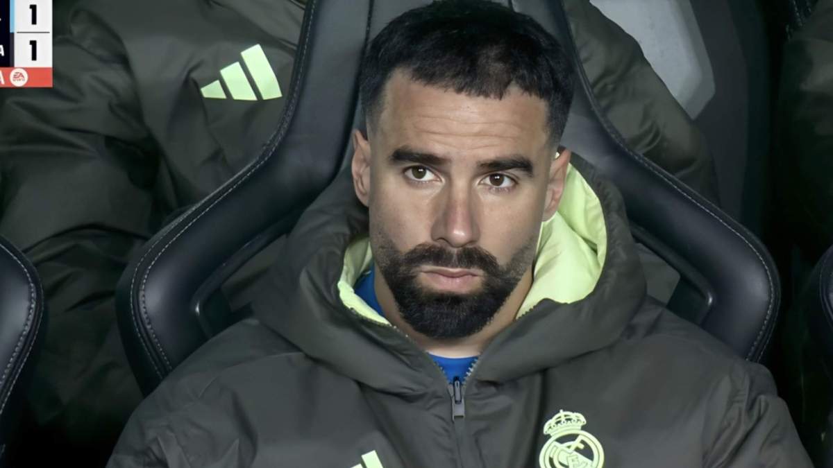 Carvajal explica sus aplausos a Iago Aspas Carvajal explica sus aplausos a Iago Aspas