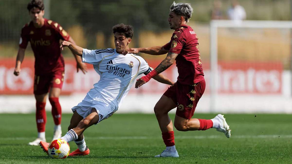 Manuel Ángel en un partido del Real Madrid Castilla