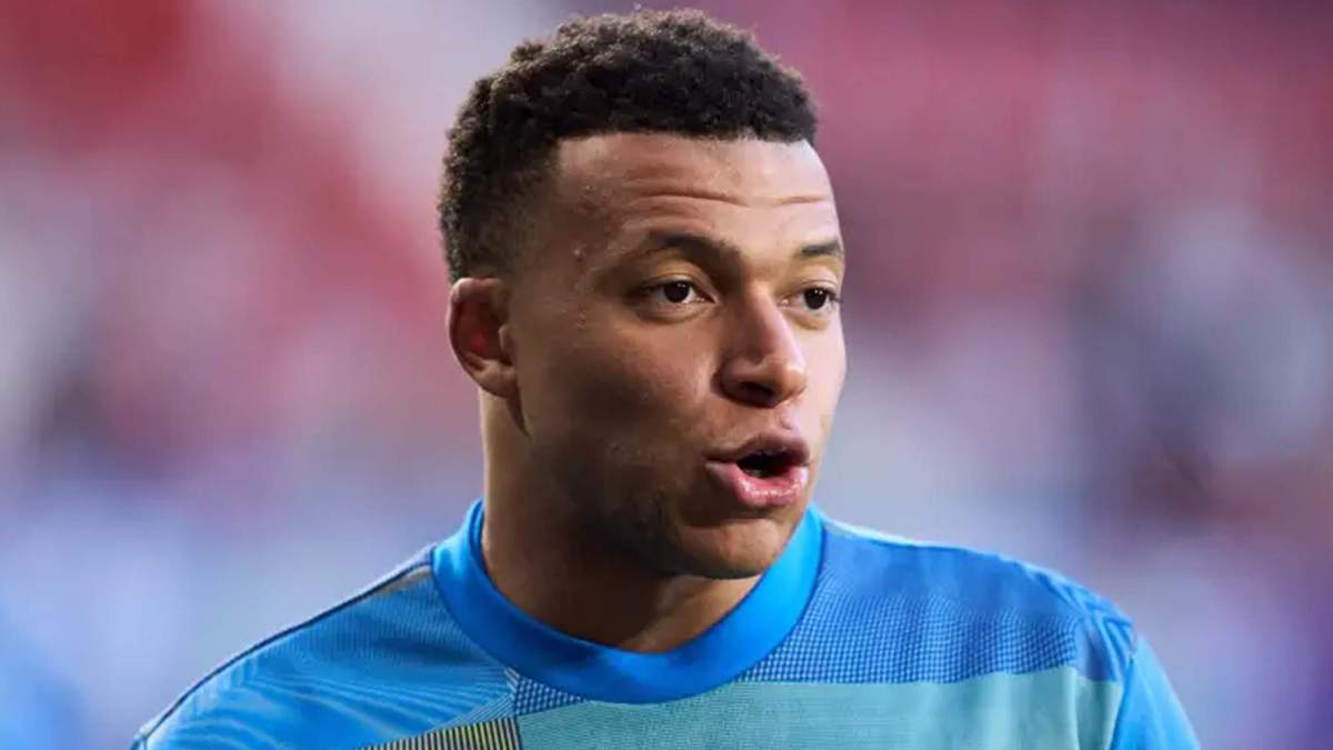 Kylian Mbappé en un calentamiento con el Real Madrid. Kylian Mbappé en un calentamiento con el Real Madrid.