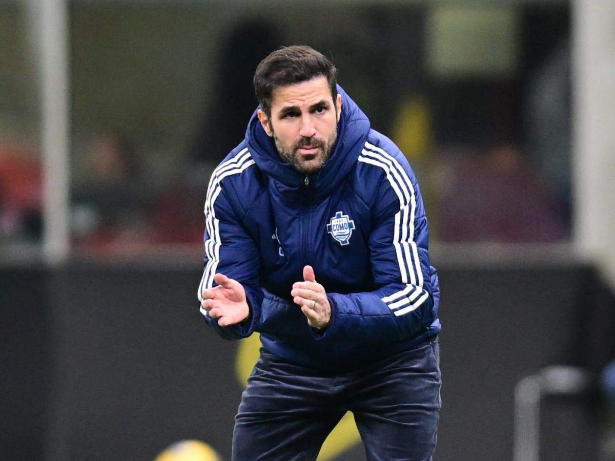 Cesc Fábregas entrenando al Como. 
