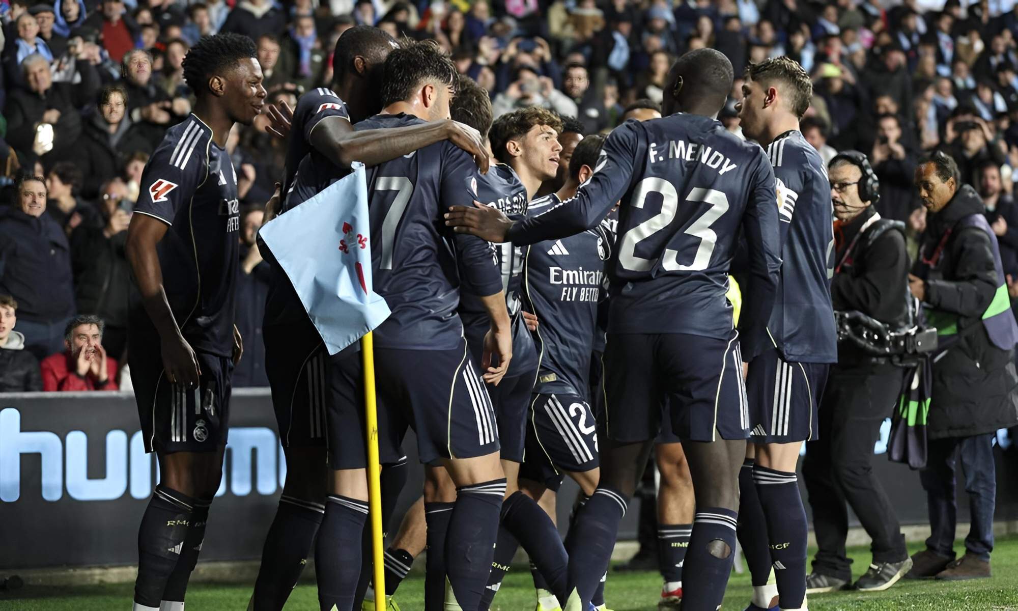 Es oficial: LaLiga denuncia el partido del Real Madrid ante el Celta por insultos y cánticos contra los futbolistas de Arbeloa