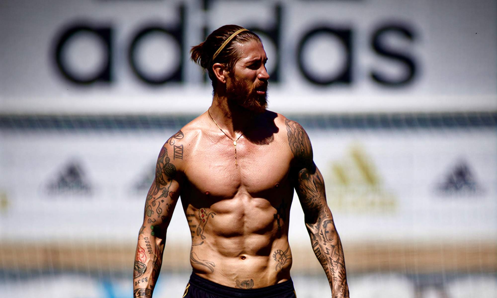 Sergio Ramos ha explicado los hábitos alimentarios que sigue, con ayunos intermitentes y un gran trabajo físico.