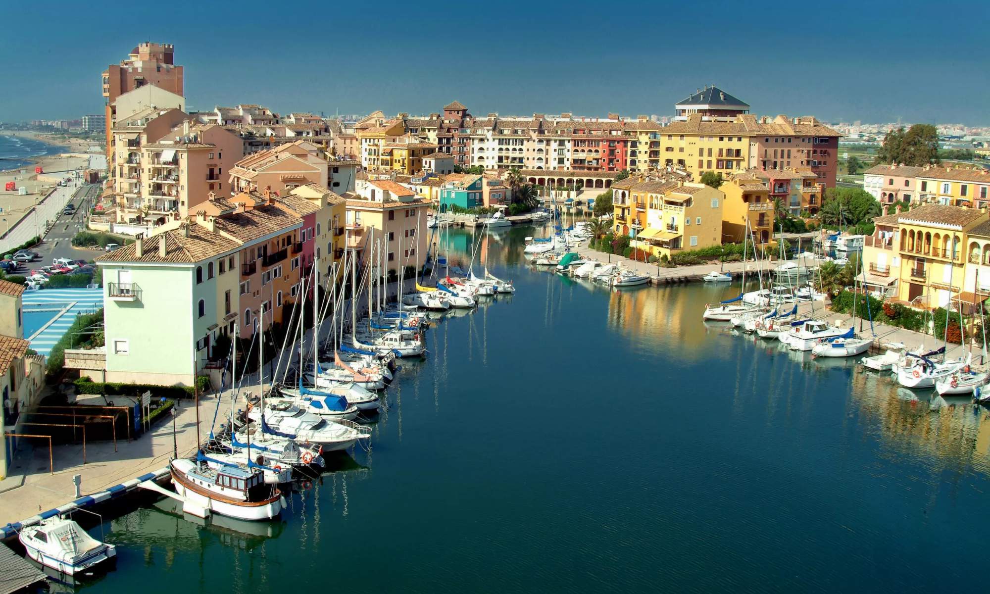 Port Saplaya se consolida com la "pequeña Venecia valenciana"