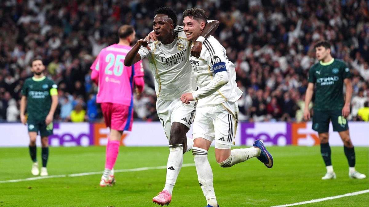 Fede Valverde celebrando su gol con Vinícius Júnior. Fede Valverde celebrando su gol con Vinícius Júnior.