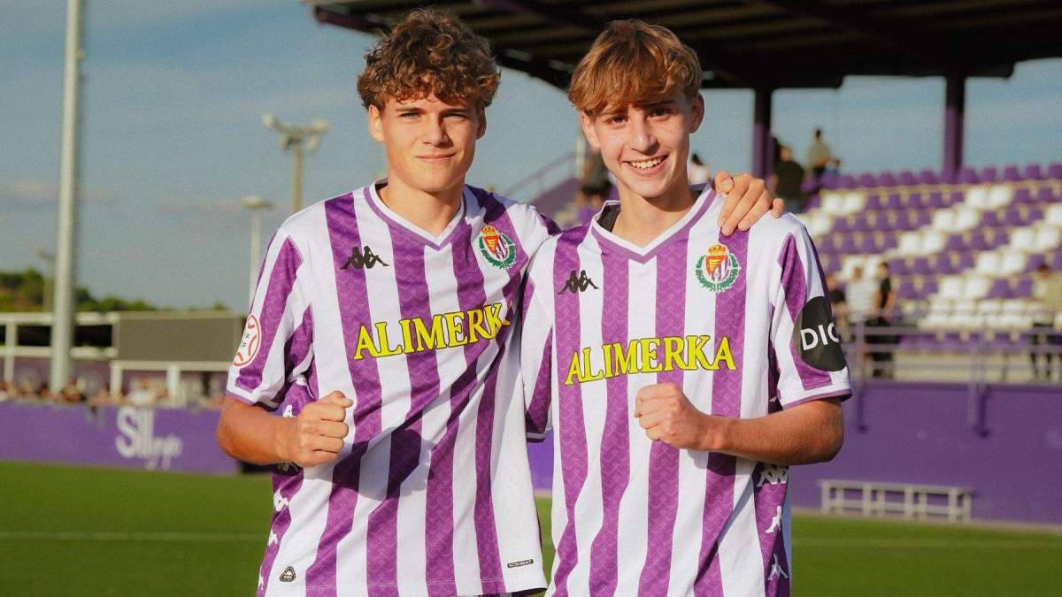 Sergio Merino junto a un compañer