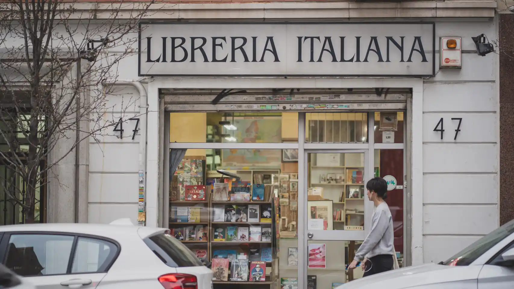 La llaman la pequeña Italia: el barrio de Madrid en el que se habla más italiano que español y cuenta con una librería de 1984 y un restaurante de 1994