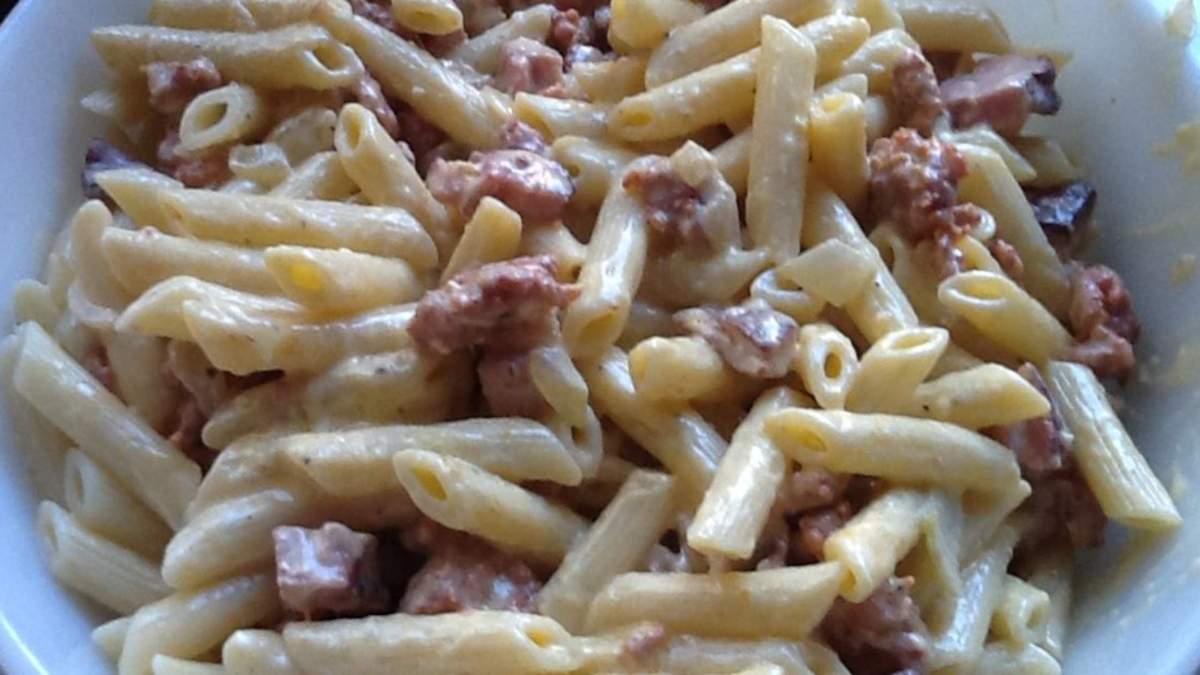 Un plato de macarrones