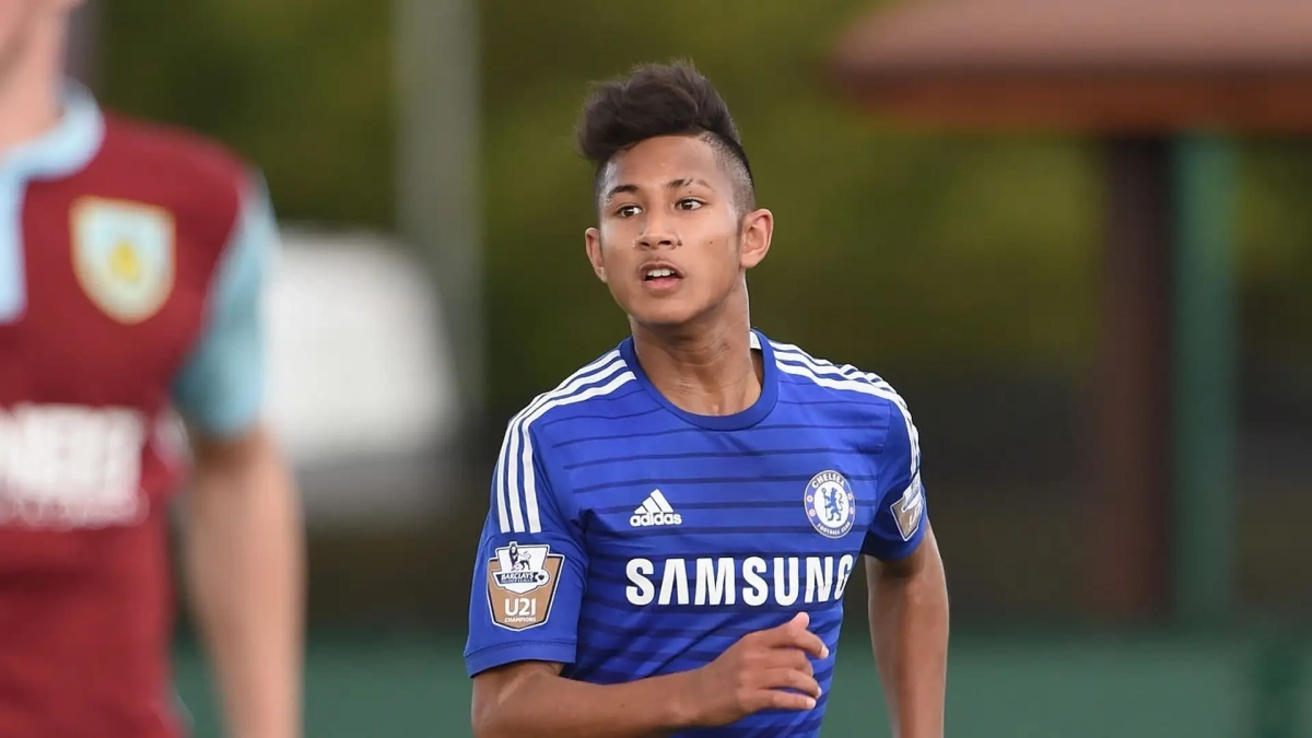 Faiq Bolkiah, durante su etapa en el Chelsea