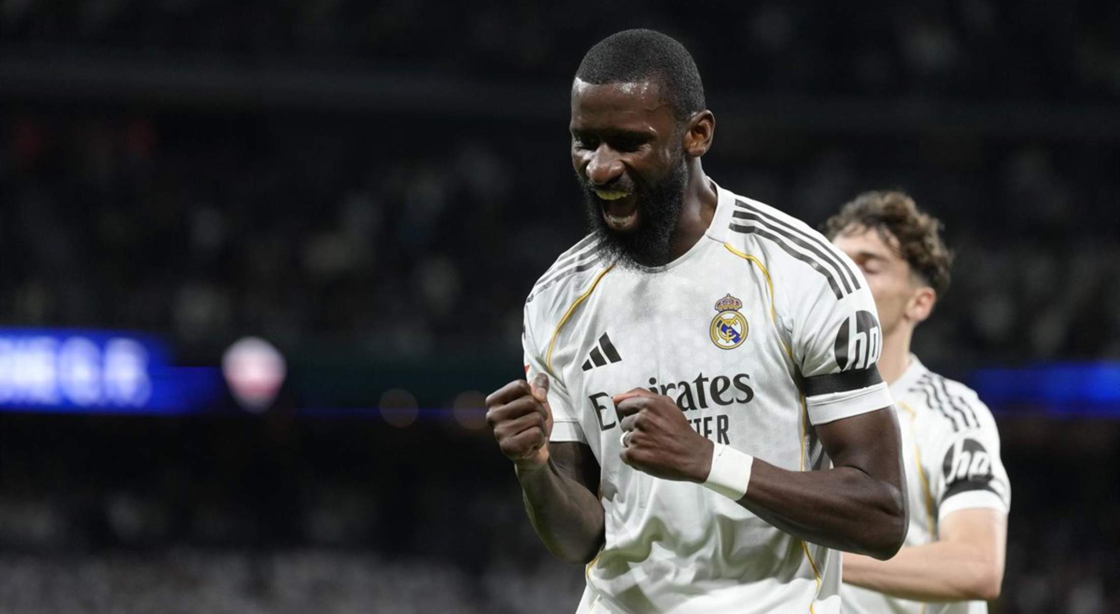 Rüdiger celebrando el gol que le marcó al Elche en el Bernabéu