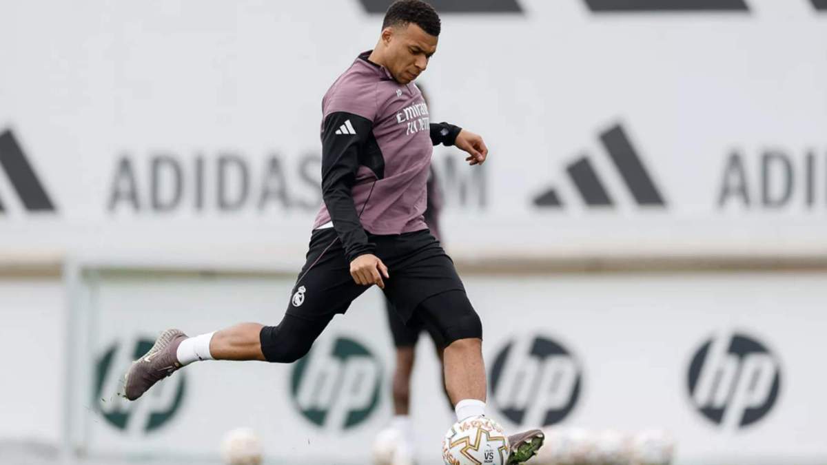 Mbappé en un entrenamiento