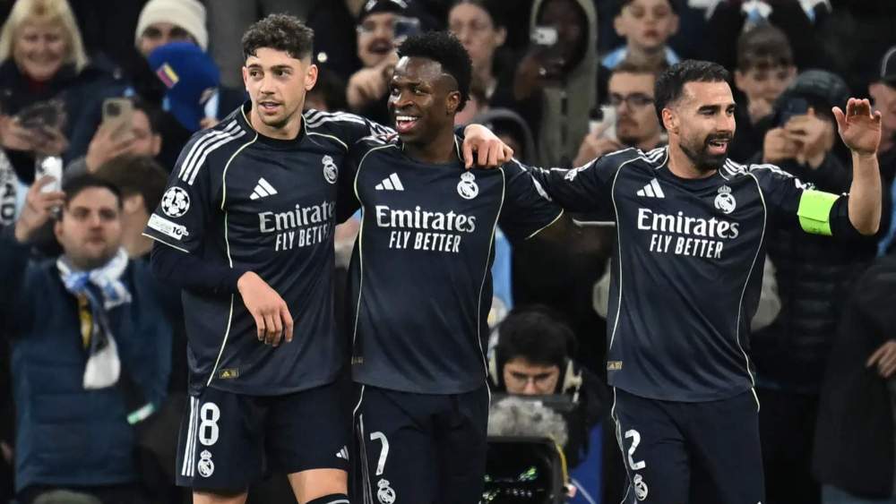 Fede Valverde, Vinicius Junior y Dani Carvajal, celebrando un gol en el duelo de Champions ante el Manchester City en el Etihad.