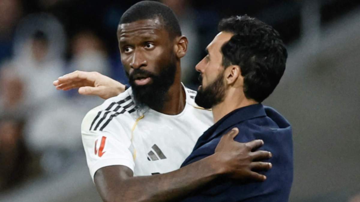 Antonio Rüdiger, abrazándose con Álvaro Arbeloa. Antonio Rüdiger, abrazándose con Álvaro Arbeloa.