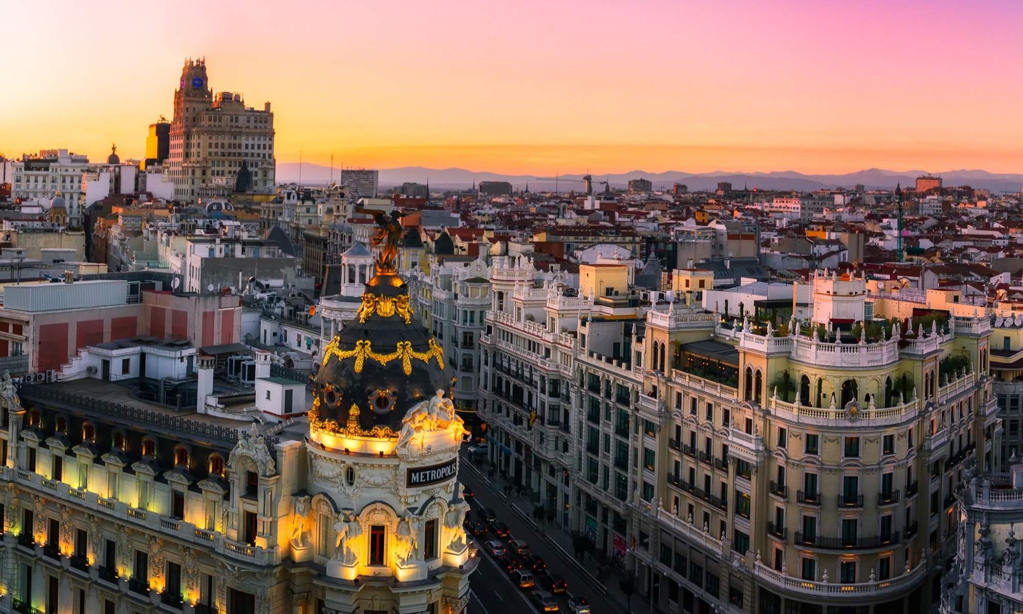 Madrid no para de invertir para mejorar la vida de sus ciudadanos: más de 5.000 millones en total, 18 para colegios y 25 para proyectos de las áreas en este 2026