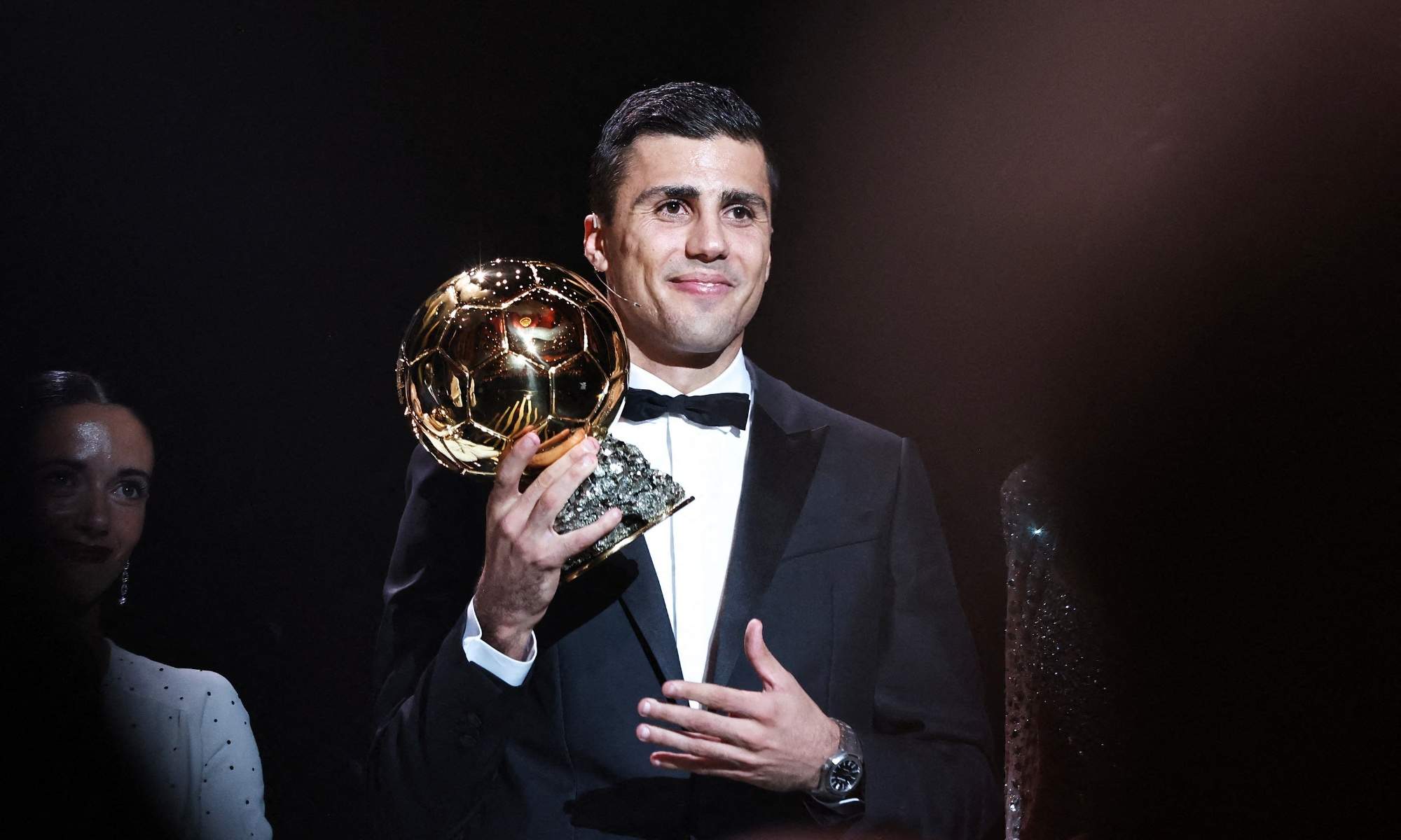 Pasó con la placa de Courtois y Hugo Sánchez: el mensaje del Atlético a Rodri Hernández que van a borrar si ficha por el Real Madrid