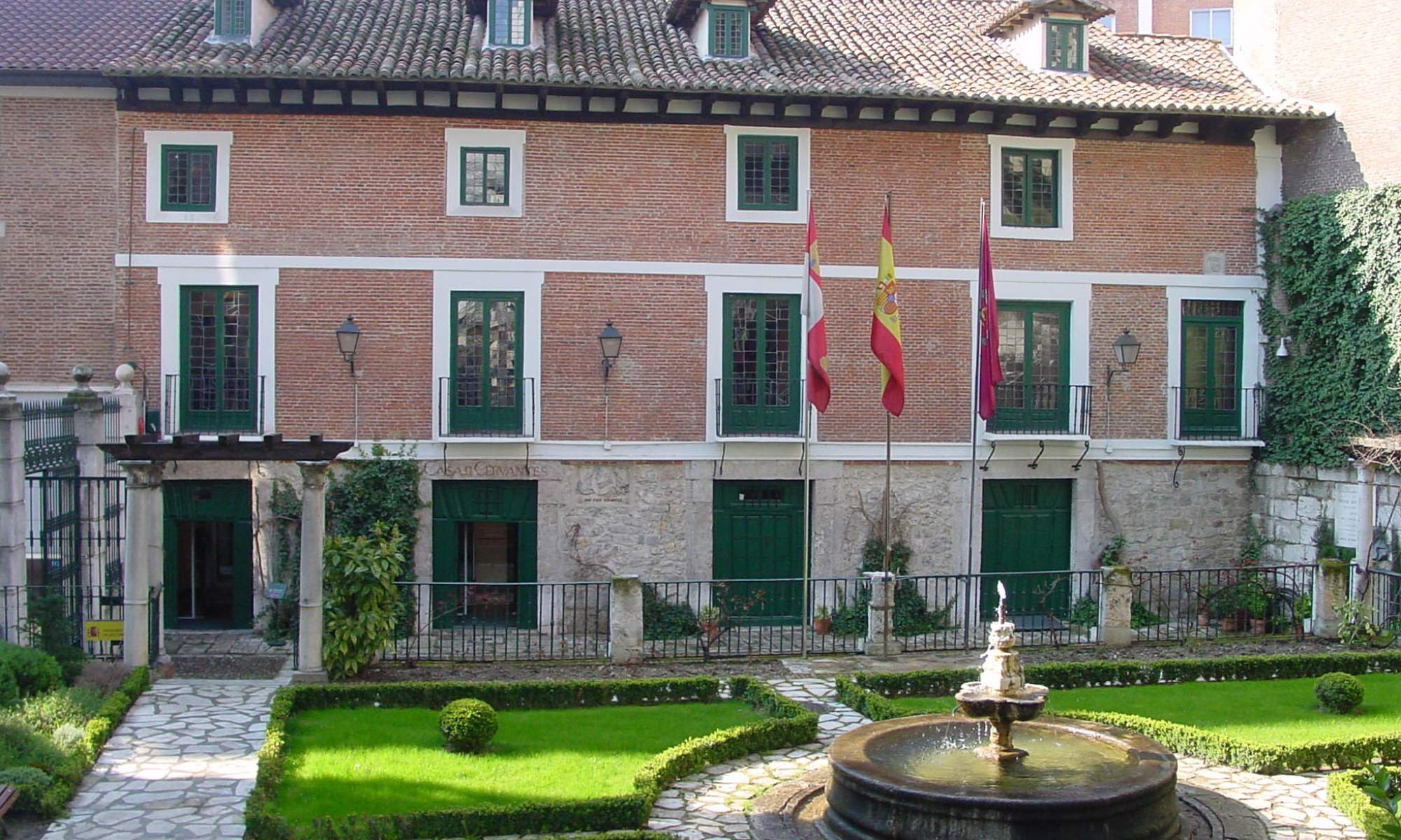 Cuatro puntos clave que no puedes dejar de visitar en Madrid para enriquecerte culturalmente