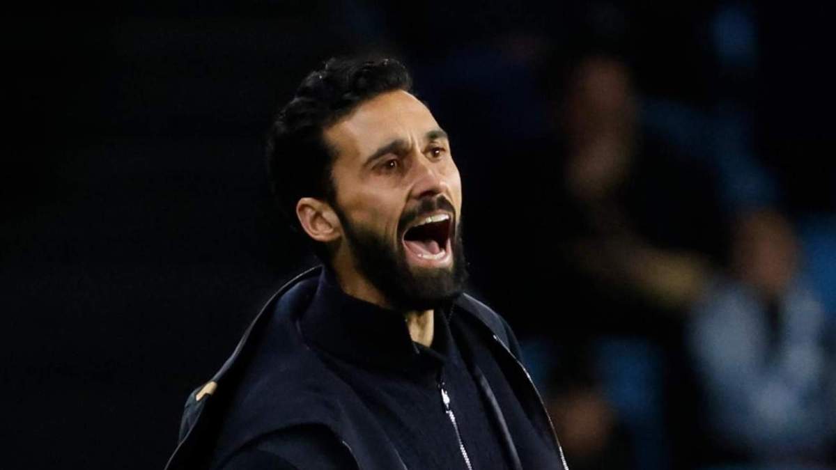 Álvaro Arbeloa durante un partido del Real Madrid.