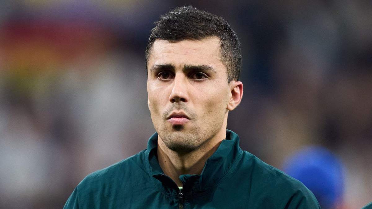 Rodri Hernández antes de jugar un partido con el Manchester City.