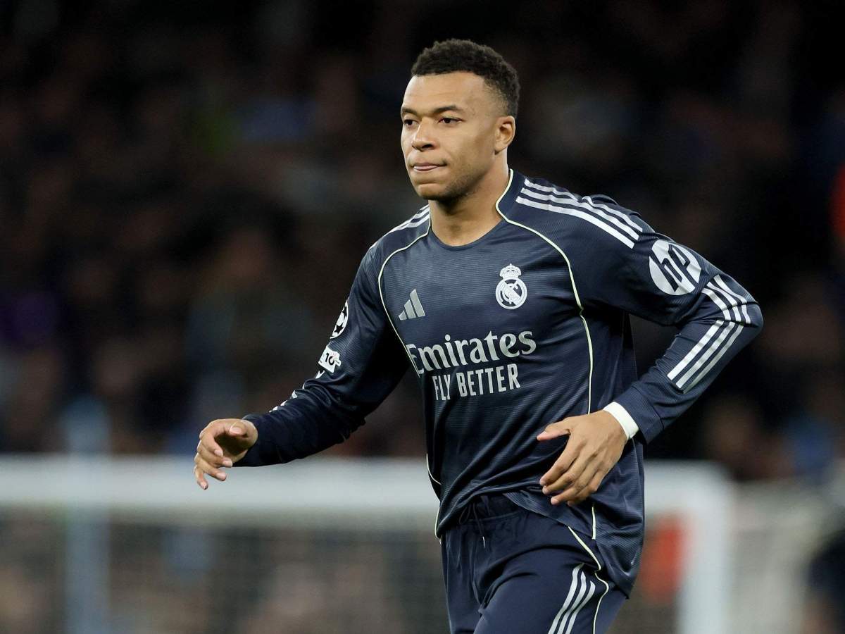 Kylian Mbappé disputando un partido con el Real Madrid. 