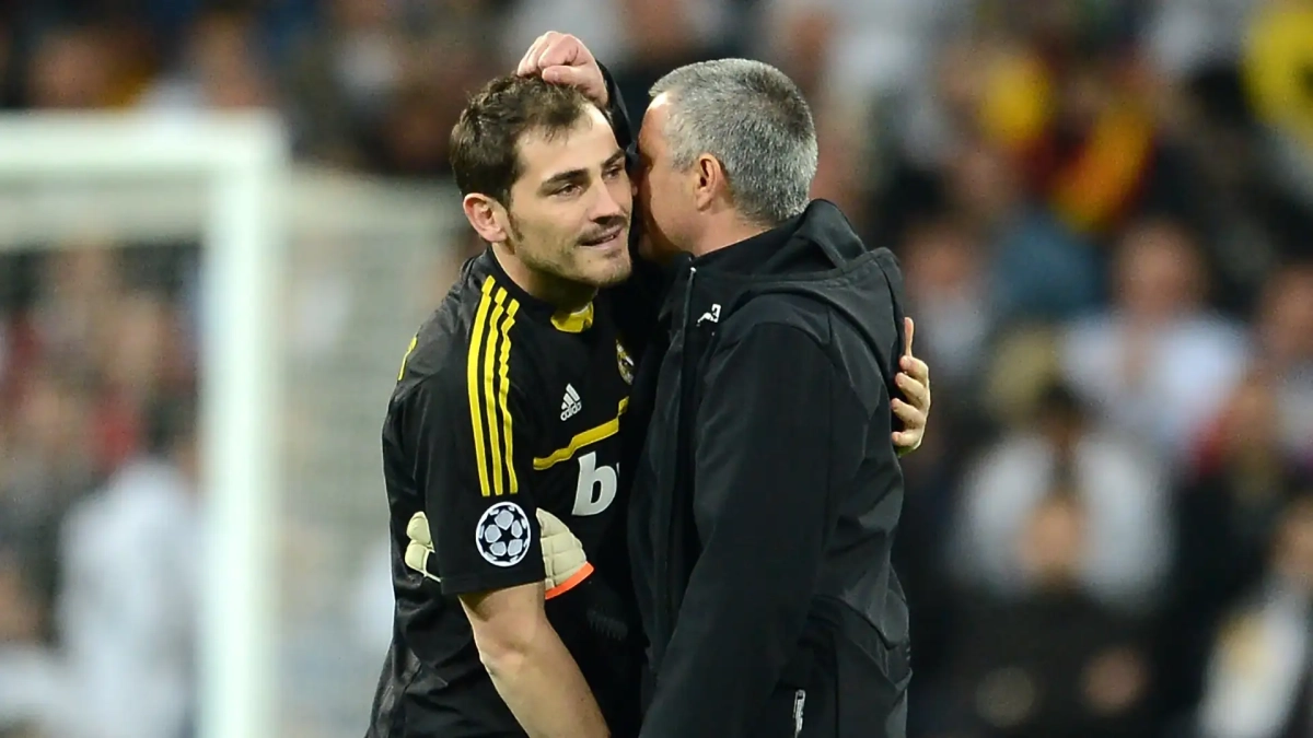 mourinho y casillas después de un partido del real madrid