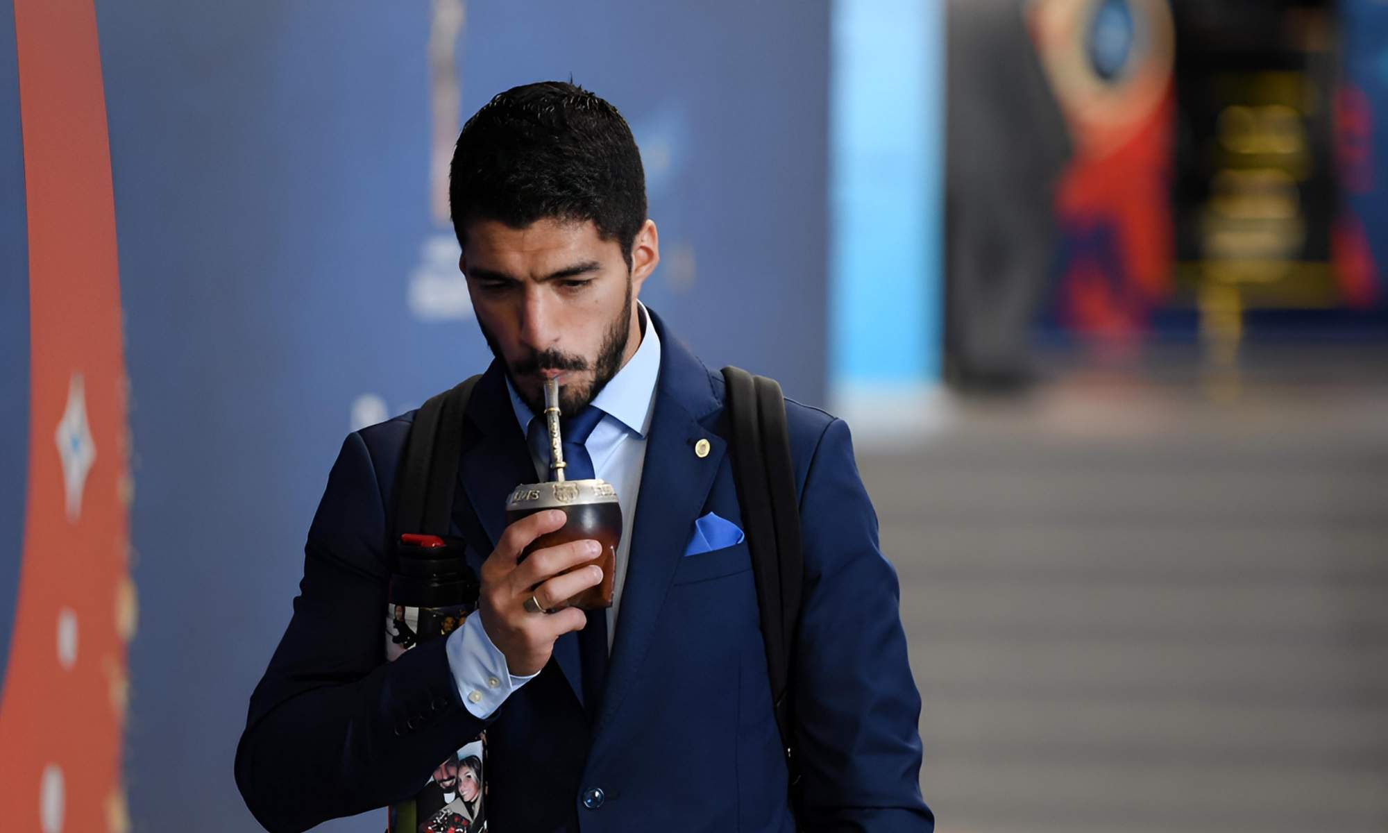 Luis Suárez (39), exfutbolista del Barcelona, invierte casi 20 millones en su nuevo negocio de milanesas con 300 empleados