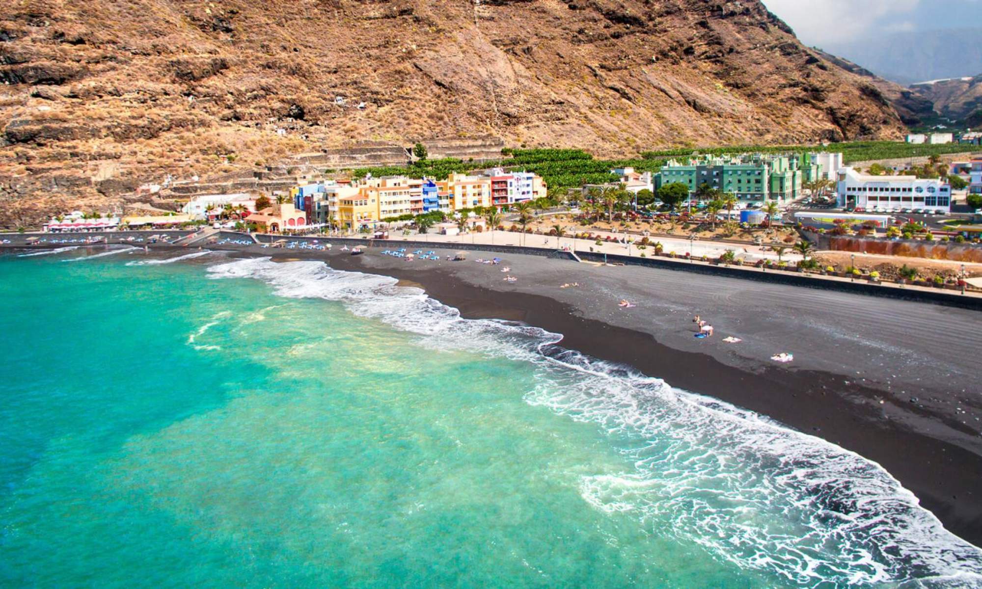 Las playas de La Palma poco tienen que envidiar a las de Hawái.