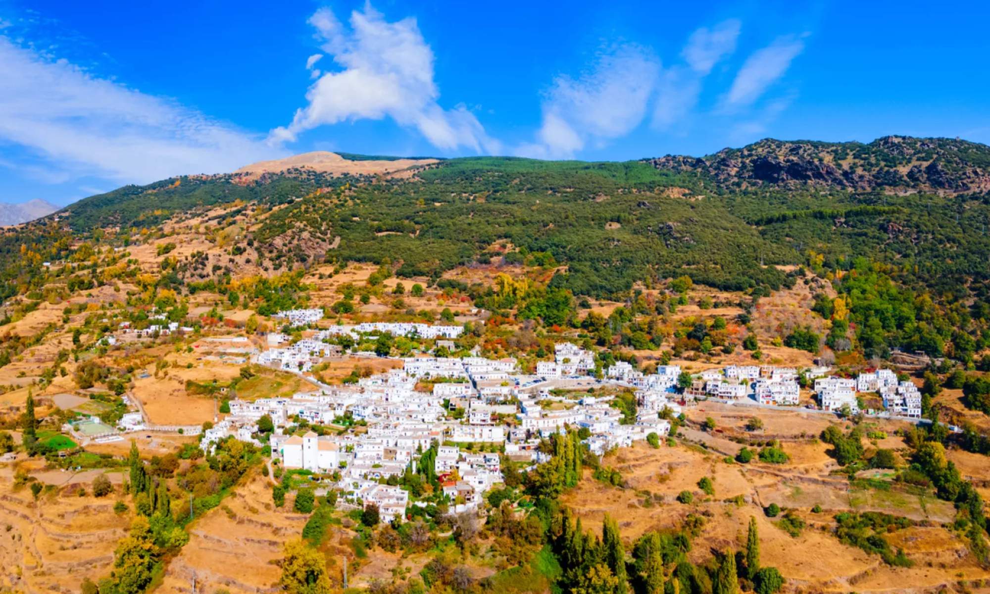 La Aplujarra Granadina es un lugar único por haber conservado su esencia árabe.