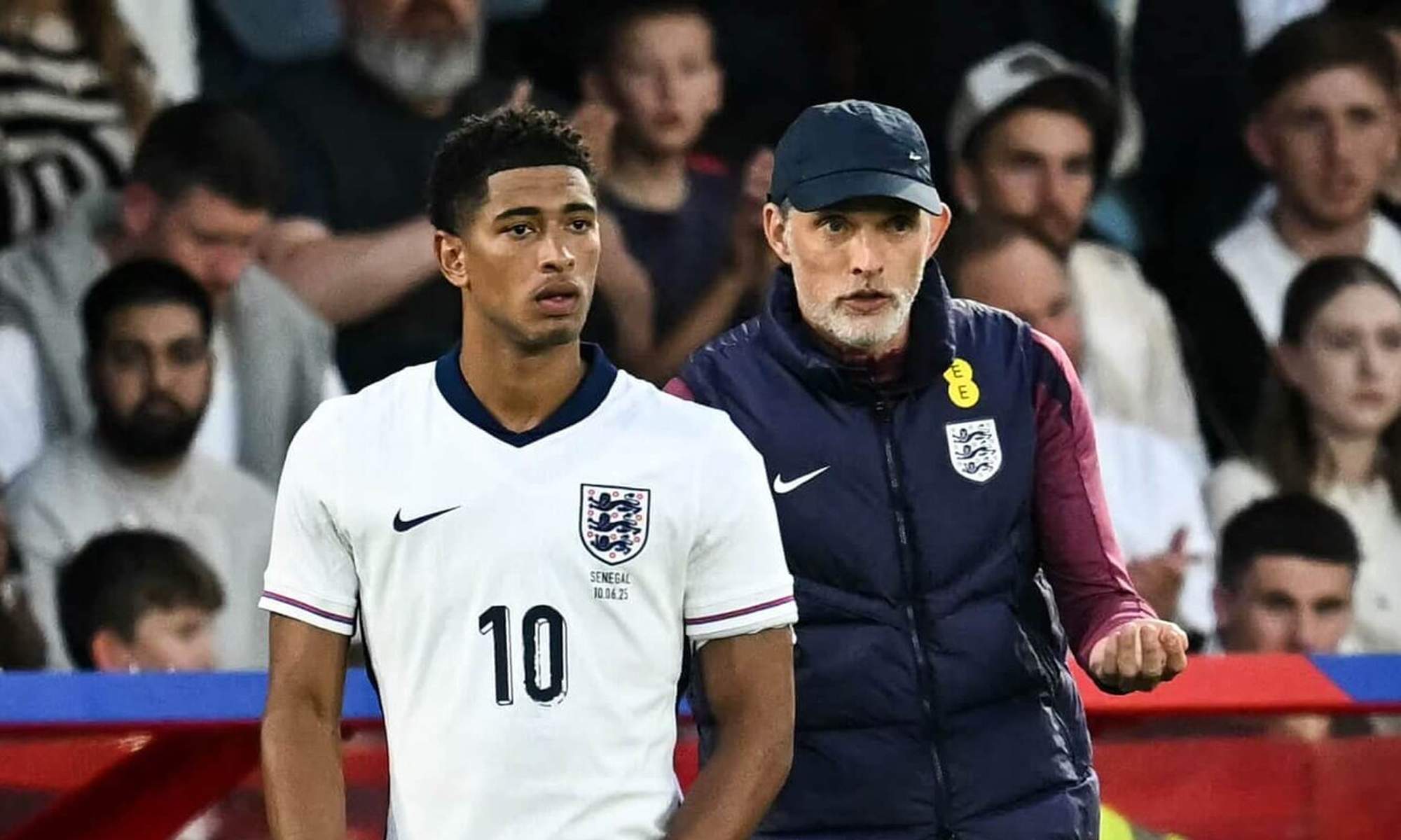 Thomas Tuchel y Jude Bellingham en un partido de Inglaterra.