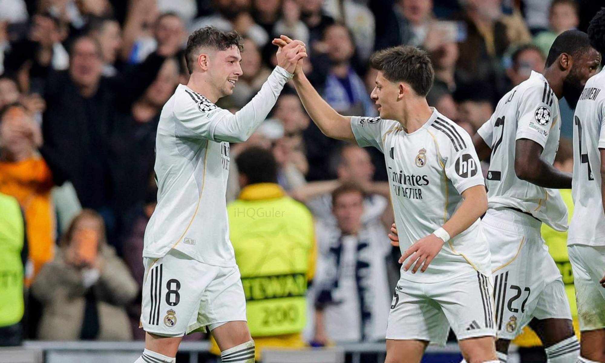 Fede Valverde y Arda Güler celebrando un gol con el Real Madrid.